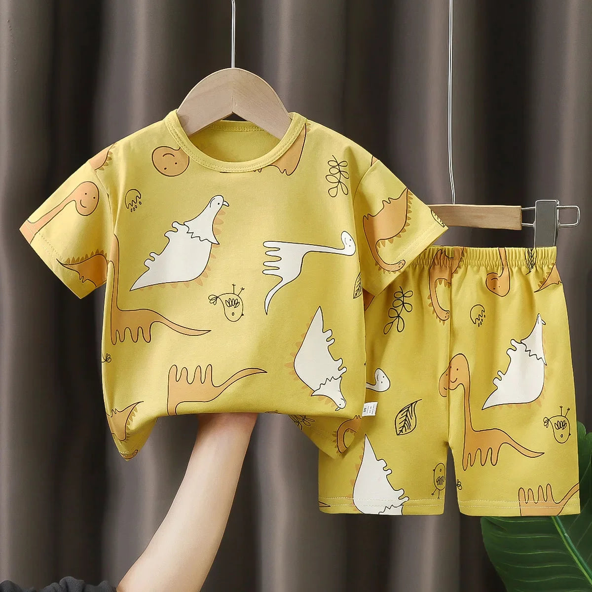 Baby Dinosaur Yellow T-shirt O-neck 2pcs Sets