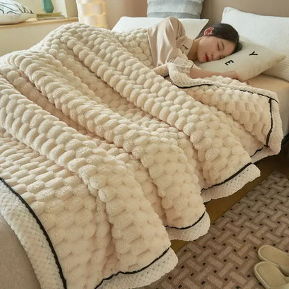 MiniCelia™ Velvety Thermal Blanket