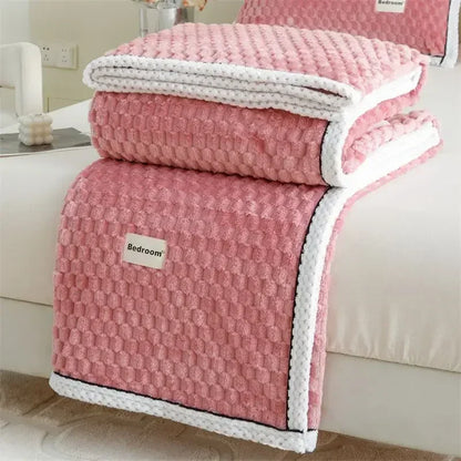 MiniCelia™ Velvety Thermal Blanket