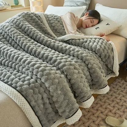 MiniCelia™ Velvety Thermal Blanket