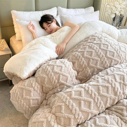 Thickened Super Soft Insulation Hibiscus Winter Quilt