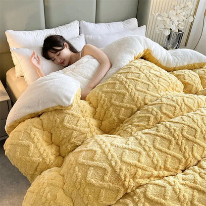 Thickened Super Soft Insulation Hibiscus Winter Quilt