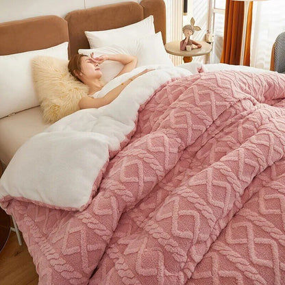 Thickened Super Soft Insulation Hibiscus Winter Quilt